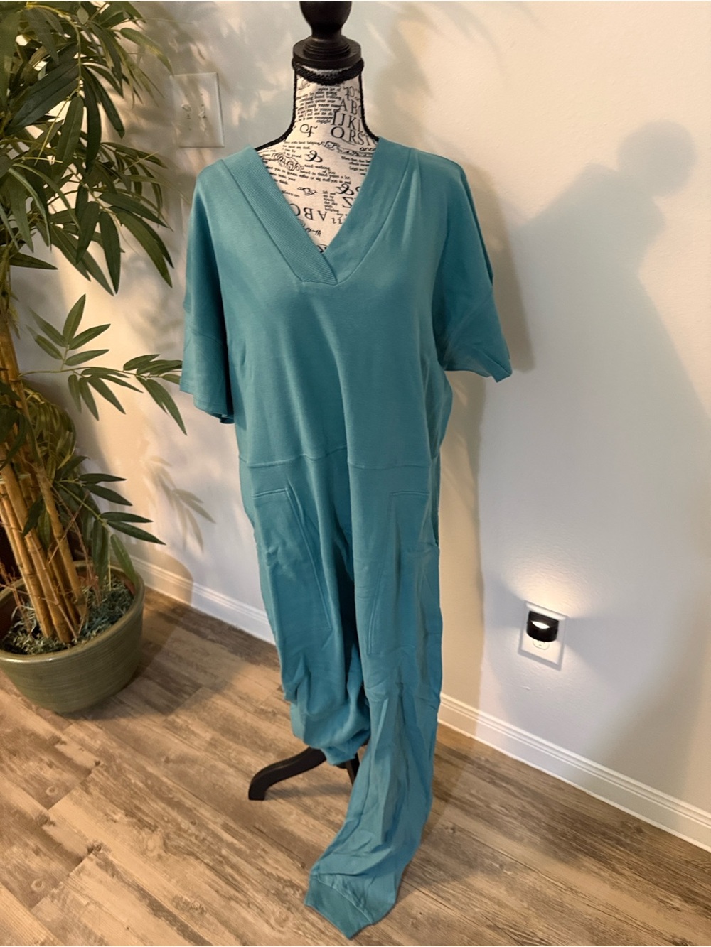 Zenana Outfitters Teal V-Neck Short Sleeve Jumpsuit